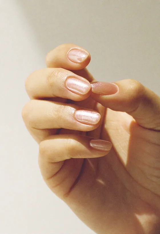 Nails in an iridescent pearl shimmer